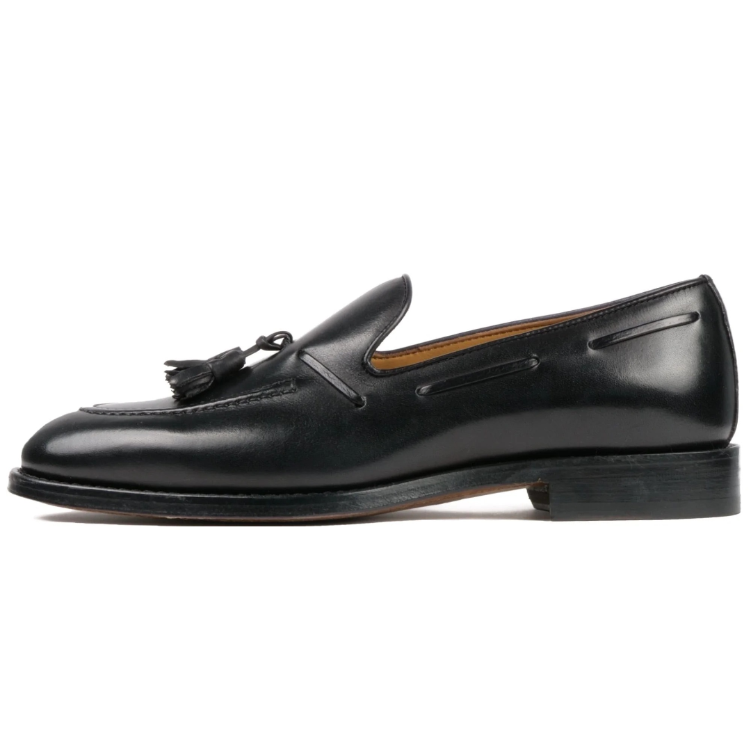 Men’s black leather tassel loafers by LexaItaliano