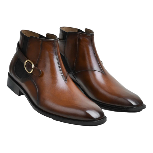 MEN BUCKLE BOOTS IN MID-BROWN